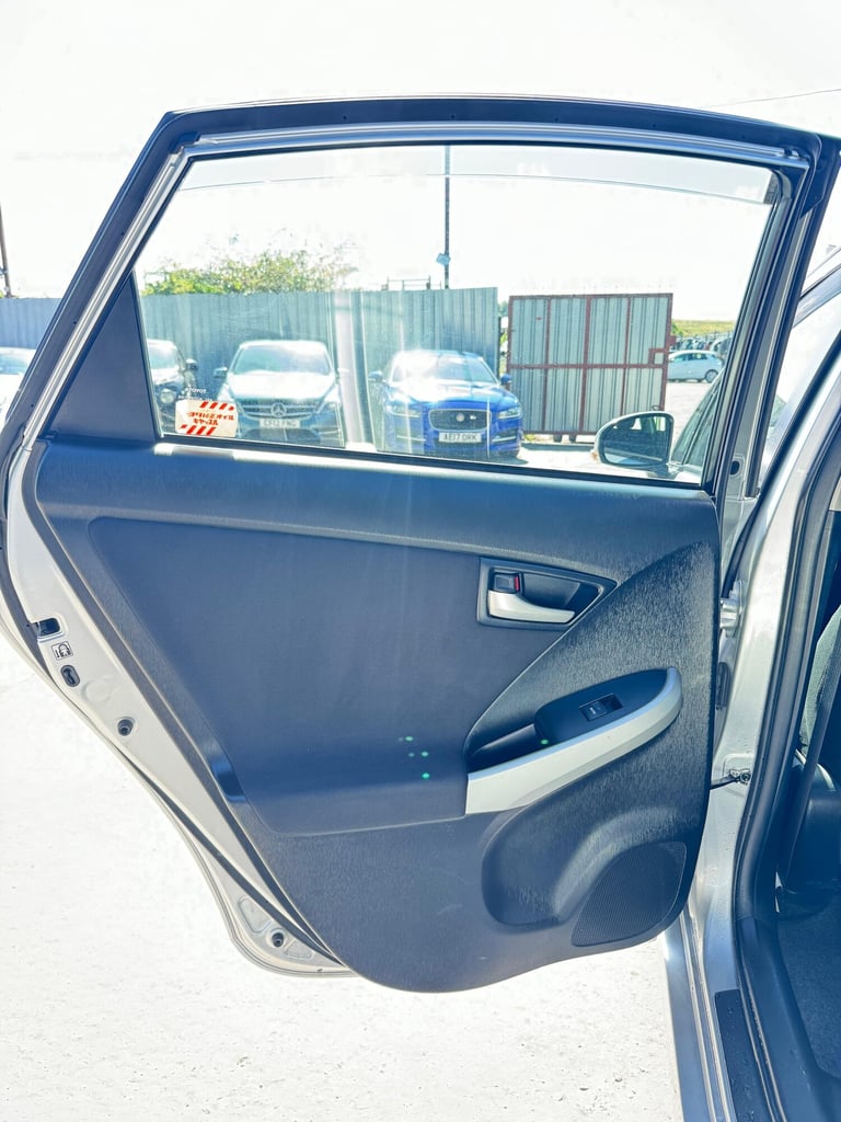 2012 Toyota Prius 1.8 VVTi Excel 5dr  Hatchback Petrol/Electric Hybrid Automatic