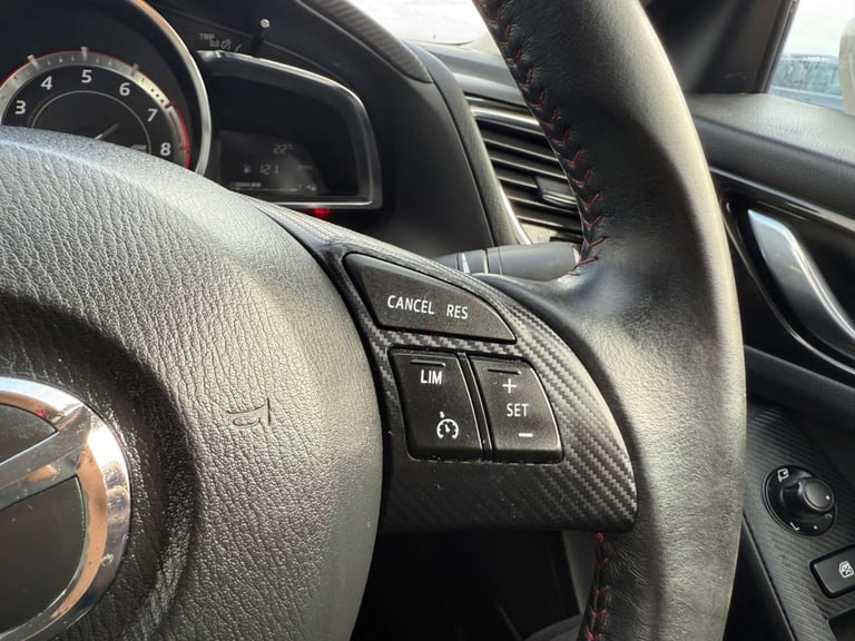 2016 Mazda Mazda3 2.0 3 Sport Nav 4dr Saloon Petrol Manual