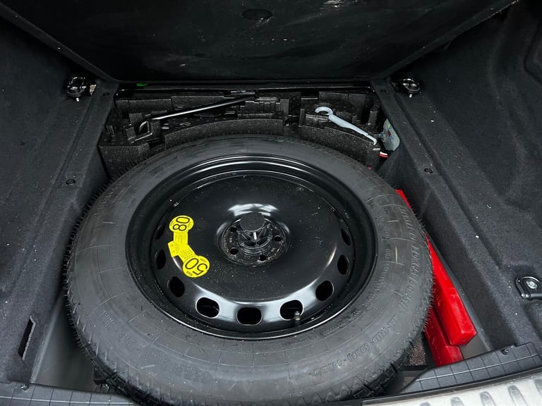 2017 17 JAGUAR F PACE R SPORT D180 2.0 AWD AUTOMATIC GREY EURO 6 180BHP