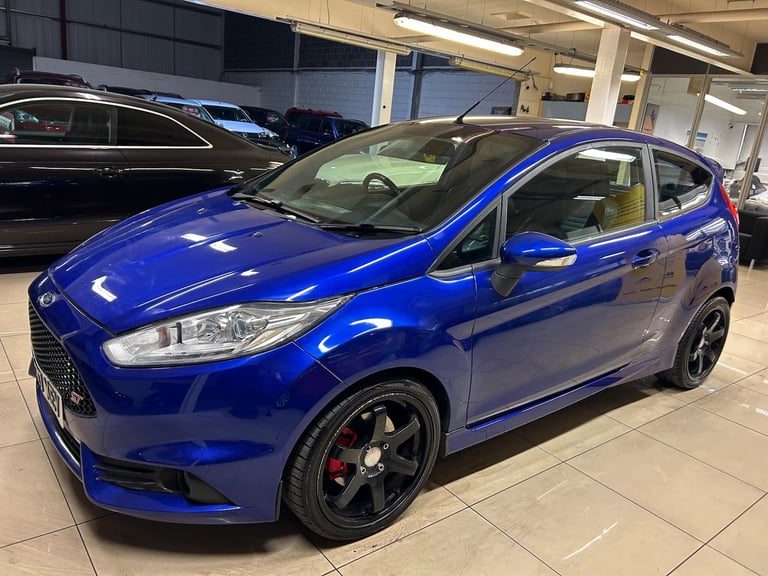 2017 Ford Fiesta 1.6T EcoBoost ST-3 Euro 6 3dr HATCHBACK Petrol Manual