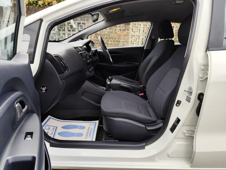 12 KIA RIO 1 AIR 1.25 1 OWNER 10 MOT 90K 5 DOOR HATCHBACK CAZ ULEZ £35 CHEAP TAX