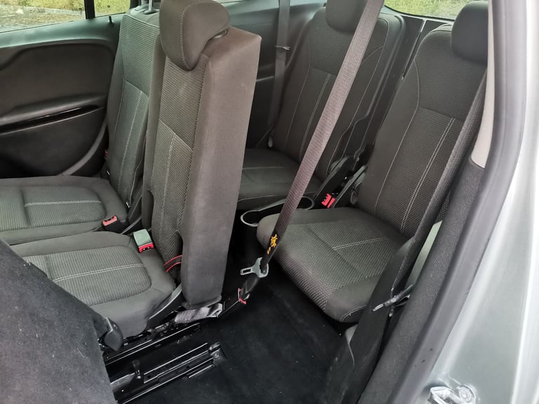 2013 VAUXHALL ZAFIRA TOURER 6 SPEED SRI 2.0 CDTI 165BHP 7 SEATER M,O,T DECEMBER