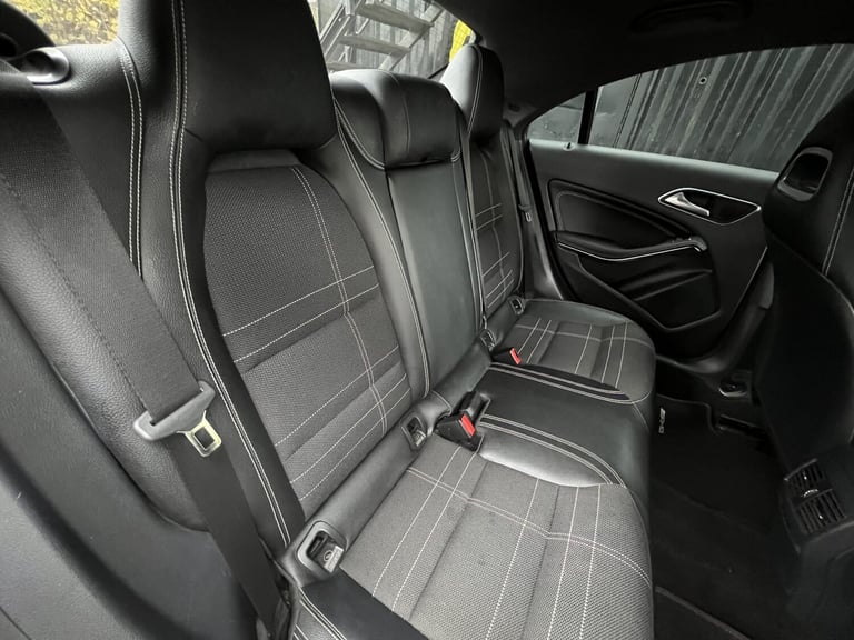 MERCEDES-BENZ CLA 2.1 CLA200 CDI Sport 2015