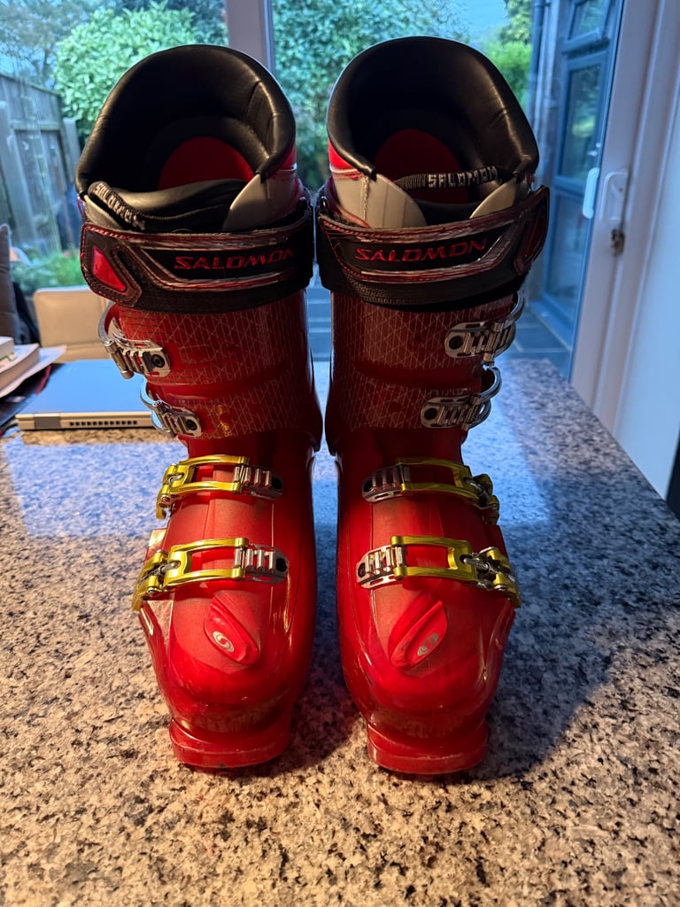 image for Men’s Ski Boots