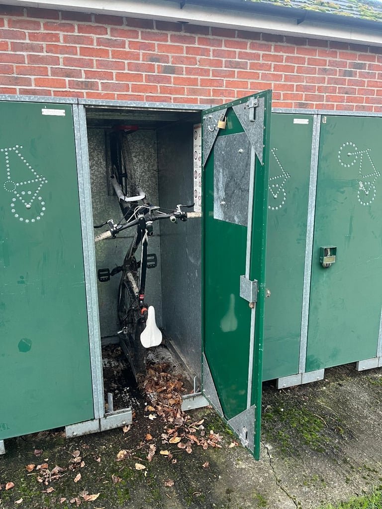 Storage Units / Bike Lockers Available to Rent, Chiswick Village, Chiswick, W4