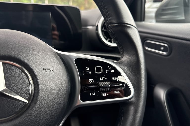 2021 Mercedes-Benz A-Class 1.3 A180 SE Euro 6 (s/s) 5dr Hatchback PETROL Manual