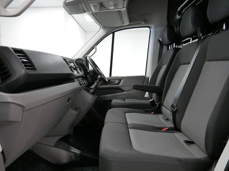 2024 VW CRAFTER CR35 2.0 TDI 140 BHP MWB HIGH ROOF TRENDLINE ( AIR CON ! )