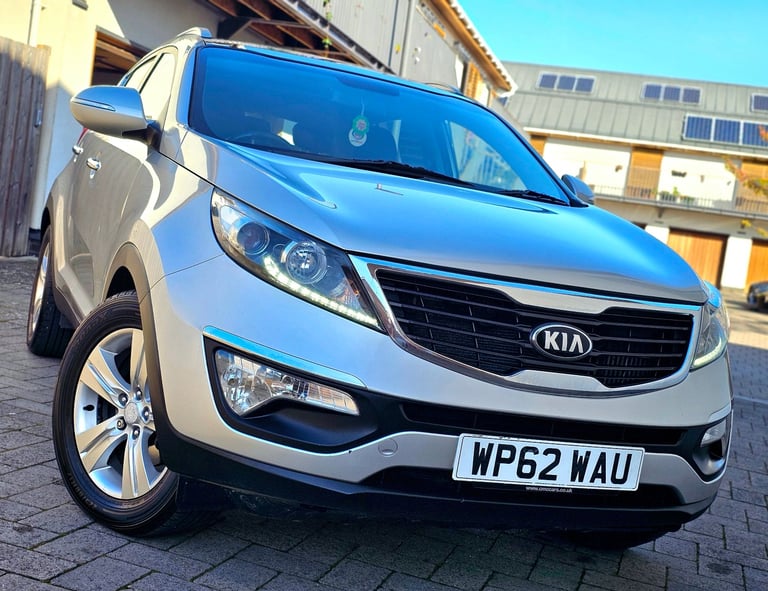 image for 2013 KIA SPORTAGE K2 1.7 CRDI + PANORAMIC SUNROOF 🔥