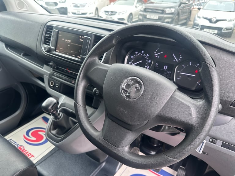 2021 71 VAUXHALL VIVARO 2700 1.5d 120PS Dynamic L1 H1 Van