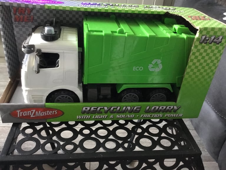 Tranzmasters Recycling Lorry
