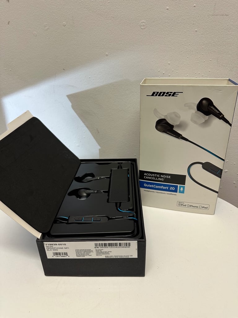 BOSE QuietComfort QC20 Acoustic Noise Cancelling Headphone Black - IOS