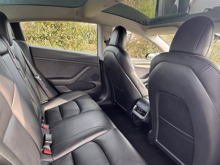 2022 Tesla Model 3 RWD 4dr Auto Saloon ELECTRIC Automatic