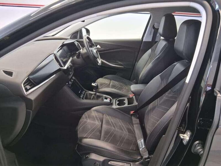 2022 Vauxhall Grandland 1.2 Turbo Ultimate SUV 5dr HATCHBACK Petrol Manual