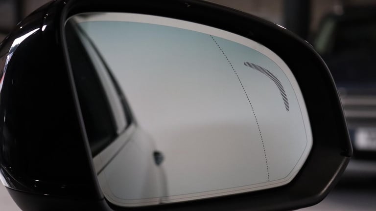  Volvo XC40 T3 R-Design (Lounge Pack, Sunroof, Harman Kardon, 360 Camera, BLIS) Petrol Automatic