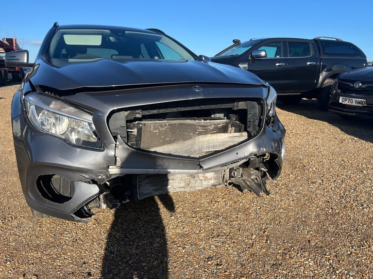 2018 MERCEDES BENZ GLA 200 SE SALVAGE DAMAGED REPAIR EURO 6 ULEZ CAT S PETROL