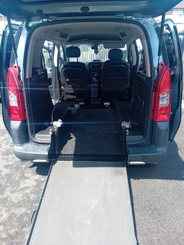 Citroen, BERLINGO MULTISPACE, MPV, 2011, Manual, 1560 (cc), 5 doors 8 MONTH'S MOT CERTIFICATE 💥