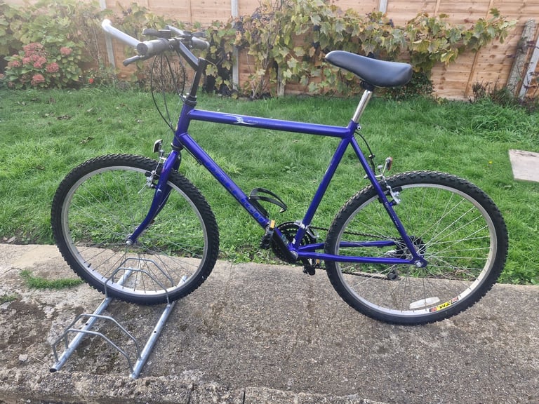  MENS GENTS ADULTS RALEIGH 26 INCH WHEELS 21 INCH FRAME 18 SPEED BIKE BICYCLE
