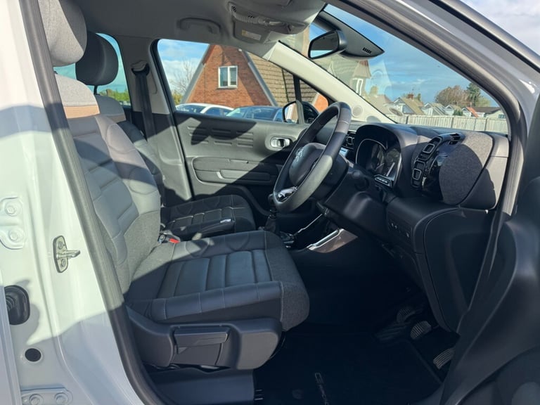 2022 Citroen C3 Aircross 1.2 PureTech 110 Shine Plus 5dr MPV PETROL Manual