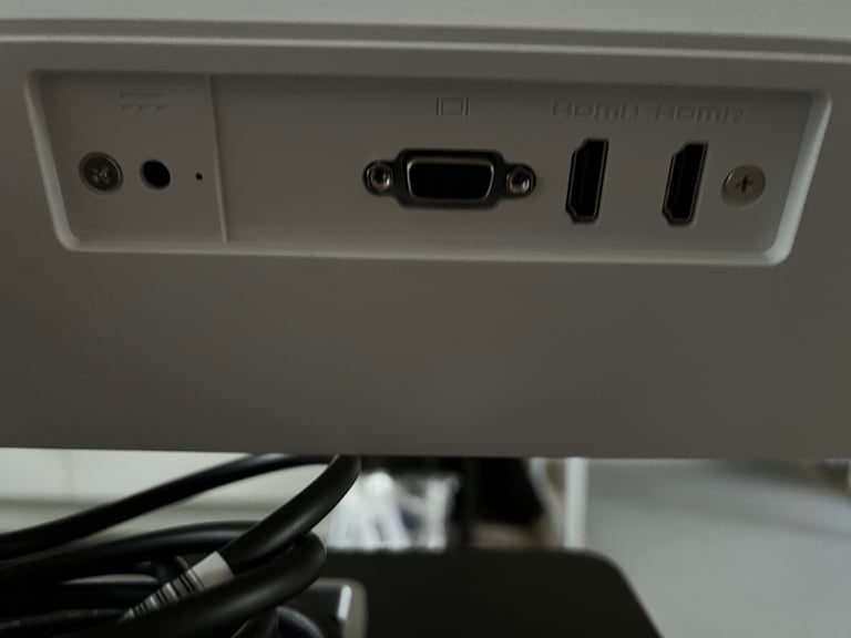 HP Series 5 27” Monitor | FHD IPS Display | 100 Hz Refresh Rate