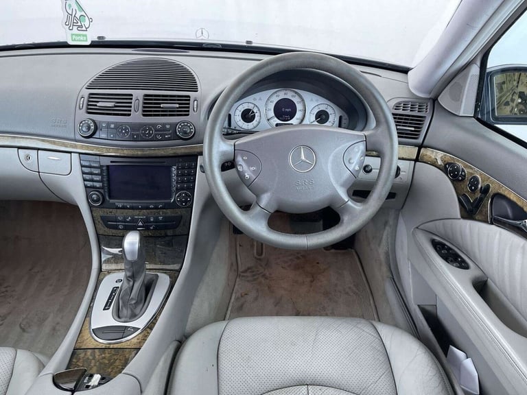 2004 Mercedes-Benz E Class 3.2 E320 CDI Avantgarde Estate 5dr Diesel Automatic (194 g/km, 204 bhp...
