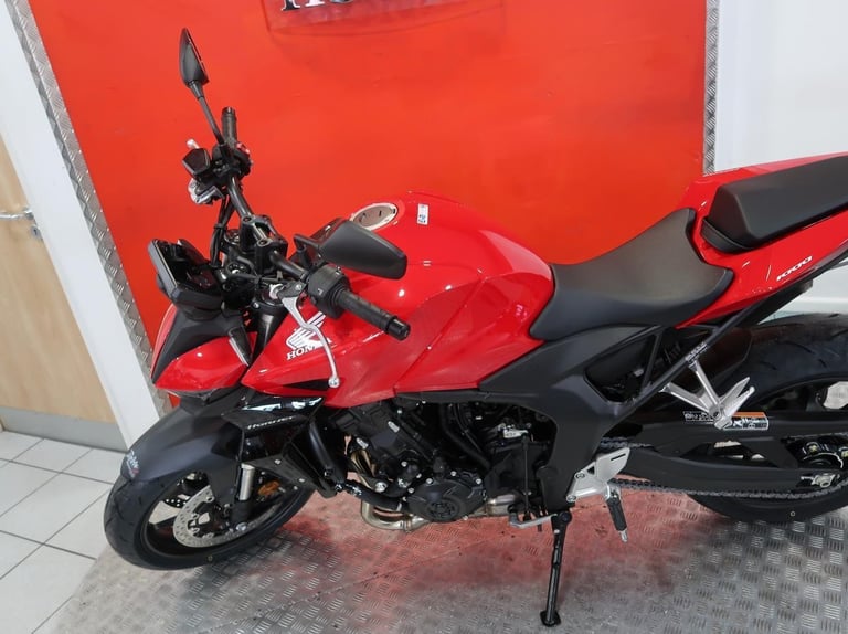 Brand new 2025 Honda CB1000 Hornet