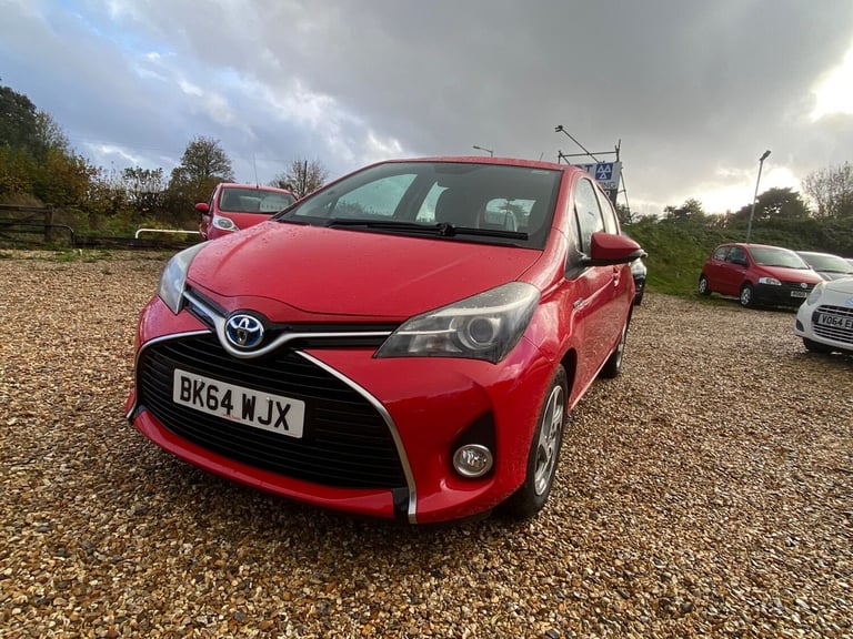 TOYOTA YARIS 1.5 VVT-h Icon 2014