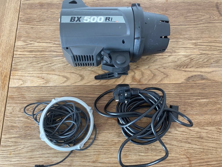 Elinchrom studio flash light