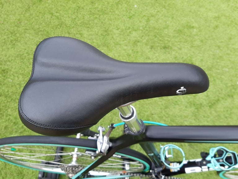 Bianchi Sempre Full Carbon Road Bike 