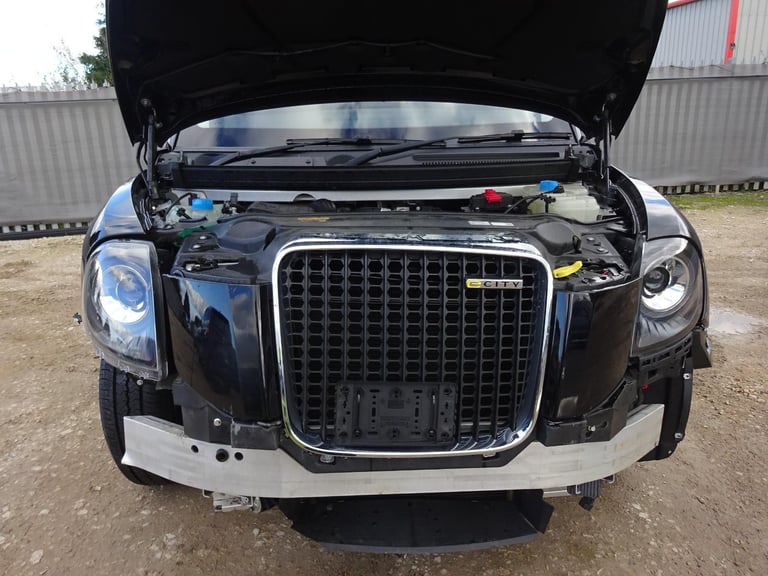 2024 74 REG LEVC TX VISTA COMFORT PLUS TAXI CAB HYBRID AUTO DAMAGED SALVAGE