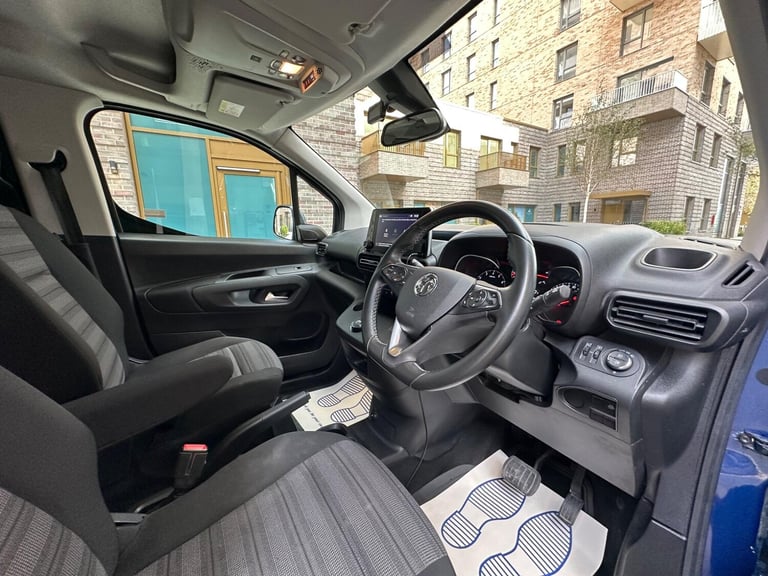 2020 Vauxhall Combo Life 1.5 Turbo D BlueInjection Energy Auto Euro 6 (s/s) 5dr MPV Diesel Automatic