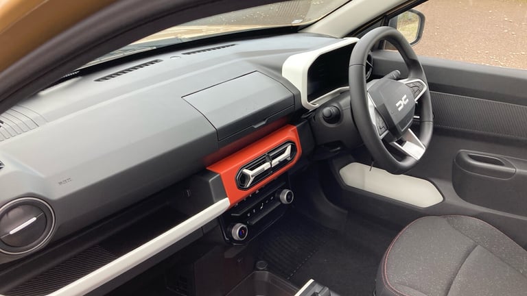 2025 Dacia Spring 27kWh Expression 65 48kW 5dr Auto Electric Hatchback Hatchback Electric Automatic