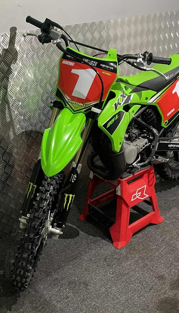 2023 KAWASAKI KX 85.....1 OWNER FRON NEW.....LOW USE....£3395....MOTO X CHANGE 