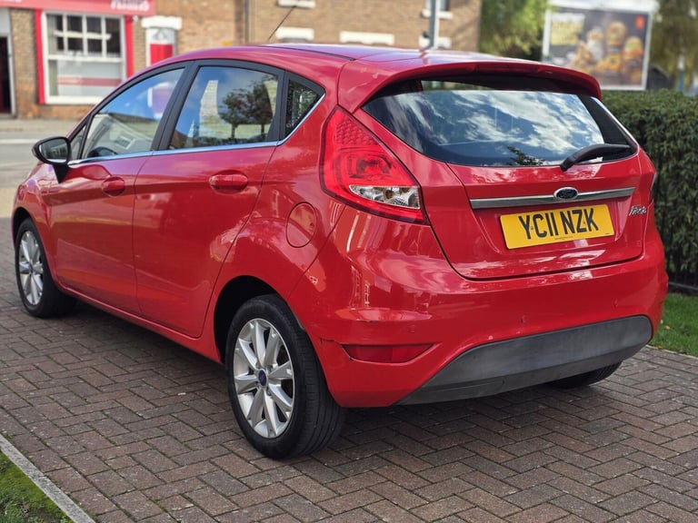 2011 Ford Fiesta 1.4 Zetec 5dr HATCHBACK PETROL Manual