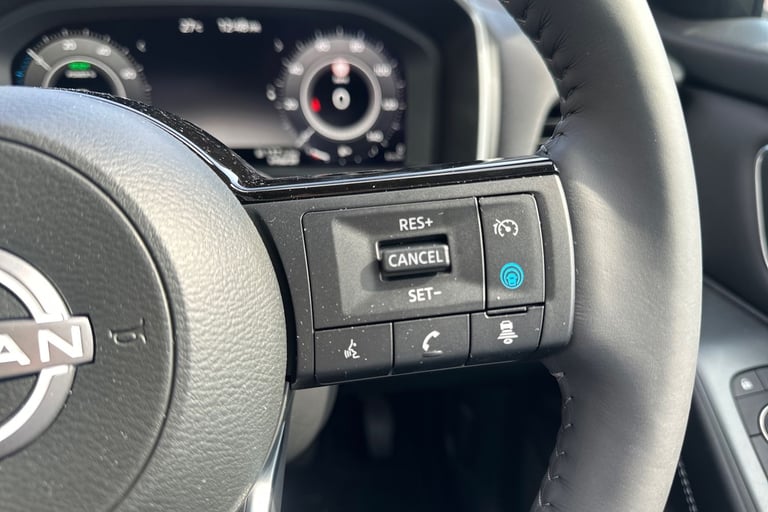 2025 Nissan Qashqai 1.5 E-Power Tekna [Bose] 5dr Auto Hatchback Hybrid Automatic