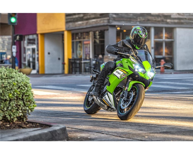 New 2025 Kawasaki MOTORCYCLE Ninja 650 BLACK SAVE £600 WITH NEW RIDERS GRANT*