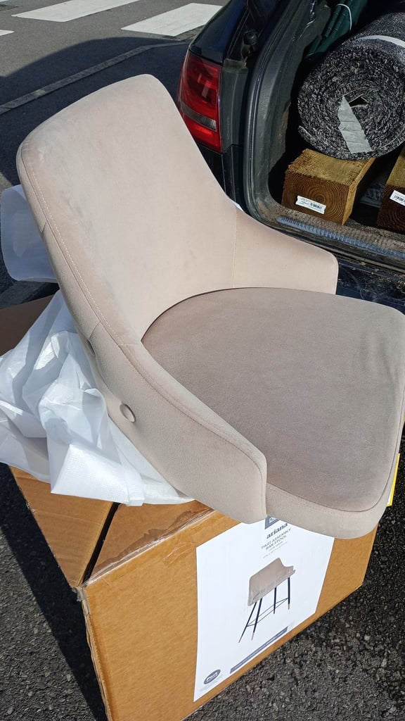 Bar stools 