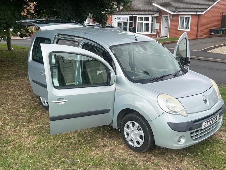 2012 Renault Kangoo 1.6 Expression 5dr Auto [AC] MPV Petrol Automatic