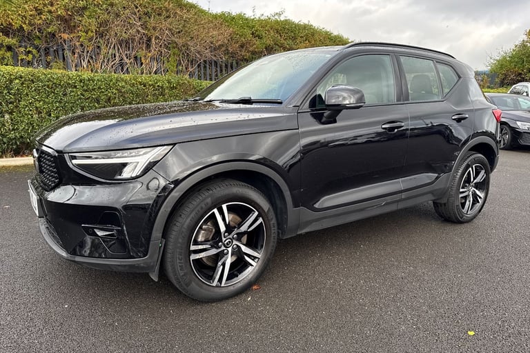 2023 Volvo XC40 2.0 B3 MHEV Plus DCT Auto Euro 6 (s/s) 5dr SUV PETROL Automatic