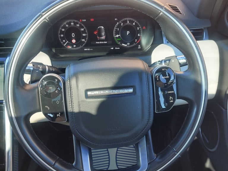 2020 70 Land Rover Discovery Sport P300e HSE R-Dynamic 1.5 Hybrid Auto PHEV