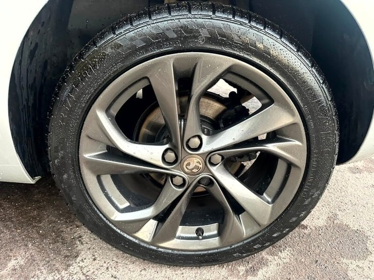 Vauxhall Astra SRI -6 SPEED, ONLY 66159 MILES, LANE ASSIST, REAR PARKING SENSORS