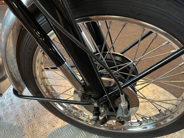 1950 VINCENT COMET 500 **MATCHING NUMBER** IMMACULATE CLASSIC BIKE 