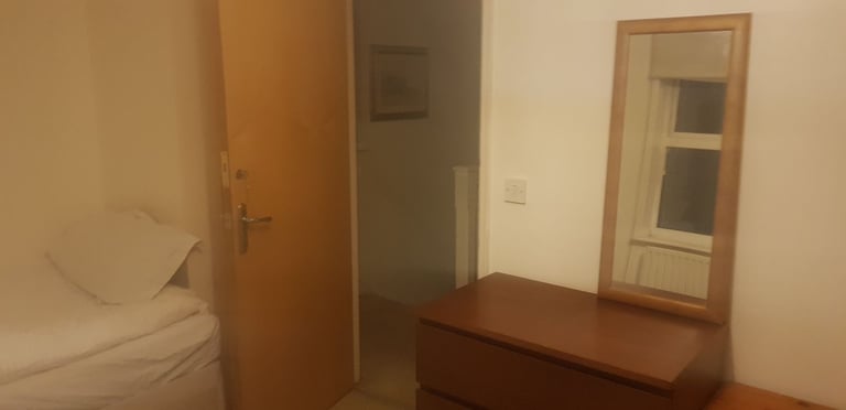 Room to let