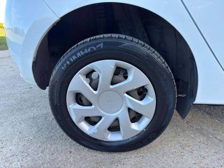 2017 Dacia Sandero 1.0 SCe Ambiance Hatchback 5dr Petrol Manual Euro 6 (75 ps) Hatchback Petrol M...