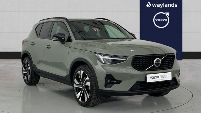 2025 Volvo XC40 Plus, B4 Mild hybrid, Petrol, Dark Estate Petrol Automatic