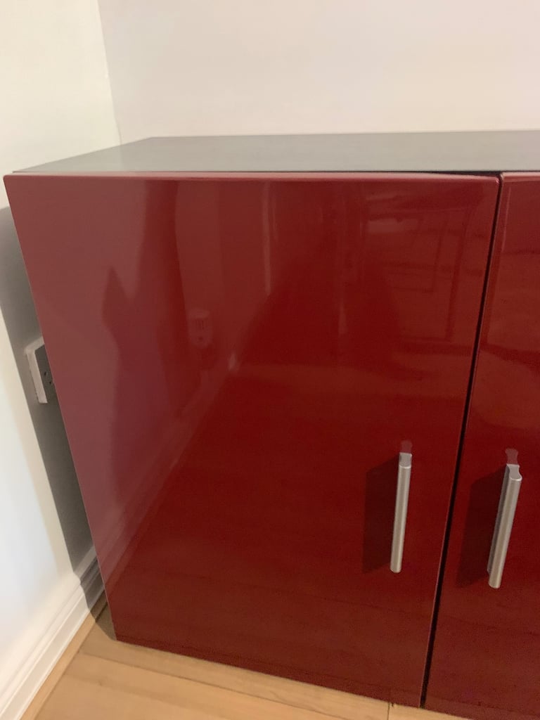 2 door sideboard red gloss / black