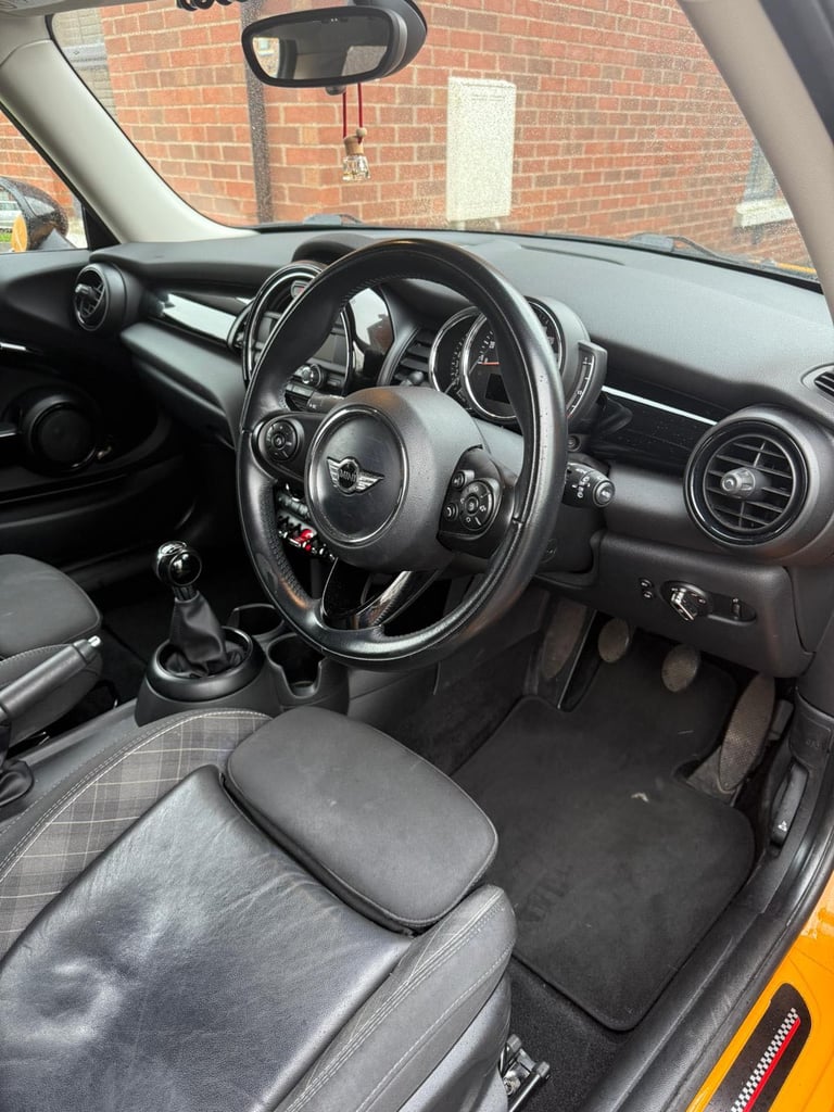 2018 MINI Cooper