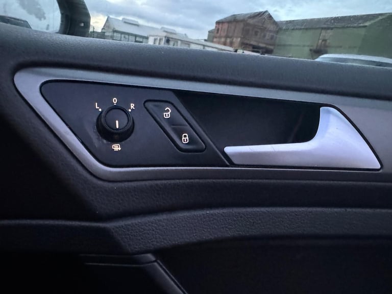 2014 Volkswagen Golf 1.6 TDI BlueMotion Euro 5 (s/s) 5dr HATCHBACK Diesel Manual