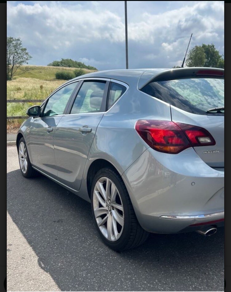 2014 Vauxhall Astra 1.4T 16V SRi 5dr HATCHBACK Petrol Manual