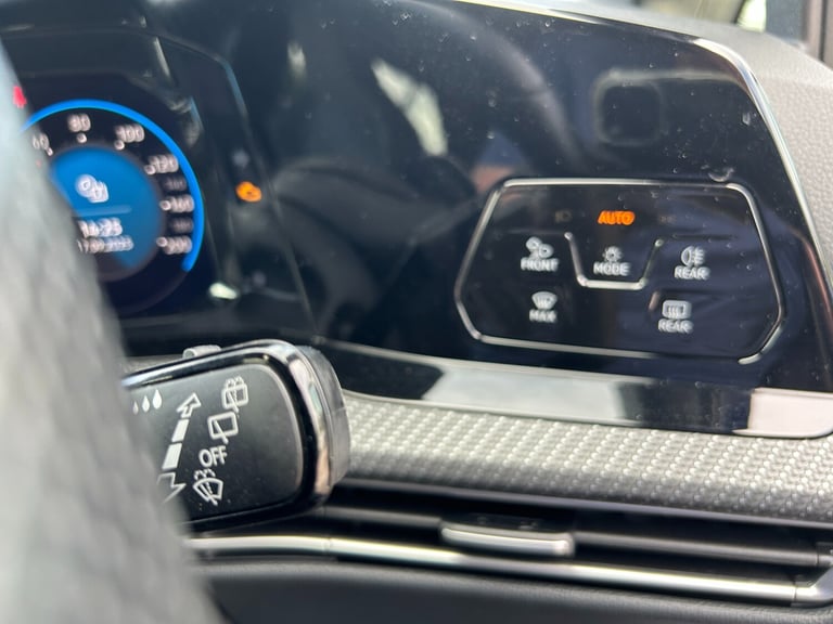 2021 VOLKSWAGEN GOLF MK8 2.0 TSI 320 R 4Motion 5dr DSG