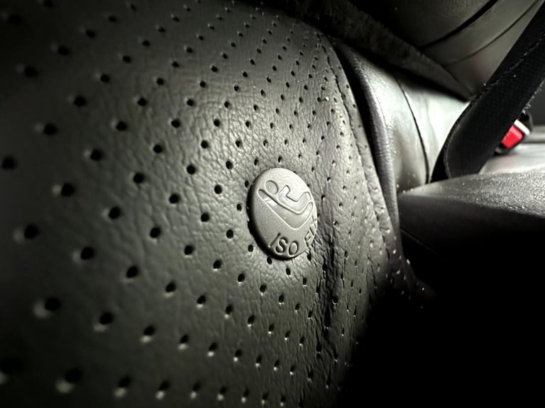 2013 Nissan Navara 3.0 dCi V6 Outlaw 4WD Diesel 4-Door Diesel